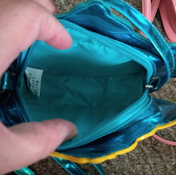 SOLD Girls purses - Picture 9 of 14